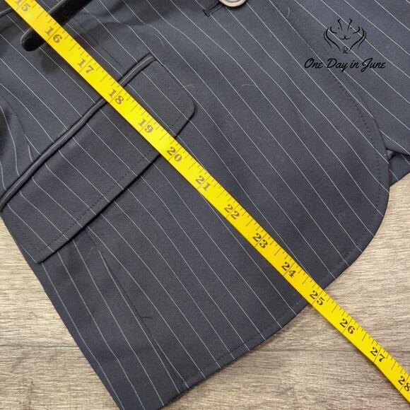 Villager Two Button Belted Blazer Size 6 - Picture 4 of 5